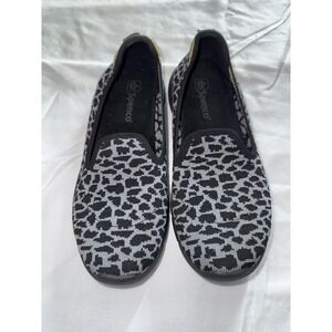 Spenco Women's Epic Stretch‎ Giraffe slip On Shoes Comfort Animal Print